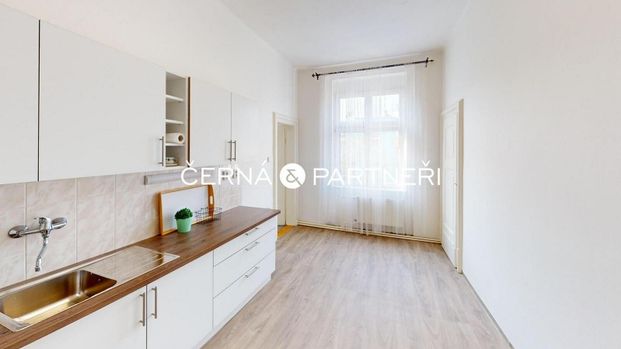 Pronájem bytu 3+1 90 m² - Photo 1