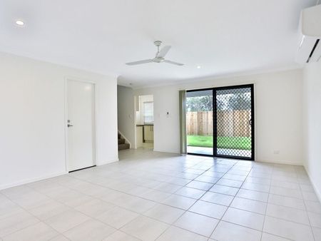 Townhouse for Rent - Photo 2