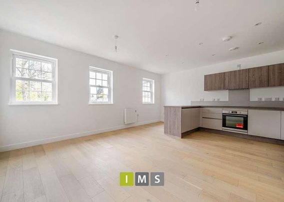 Kingsclere Road, Bicester, OX26 - Photo 1