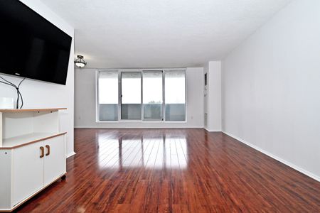 For Lease - 100 Prudential Drive Unit# 609, Toronto, Ontario - Photo 4