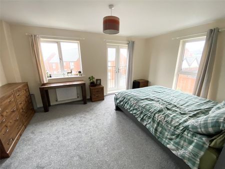 4 Bedroom House To Rent - Photo 3