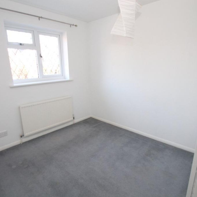 4 bedroom detached house to rent - Photo 1