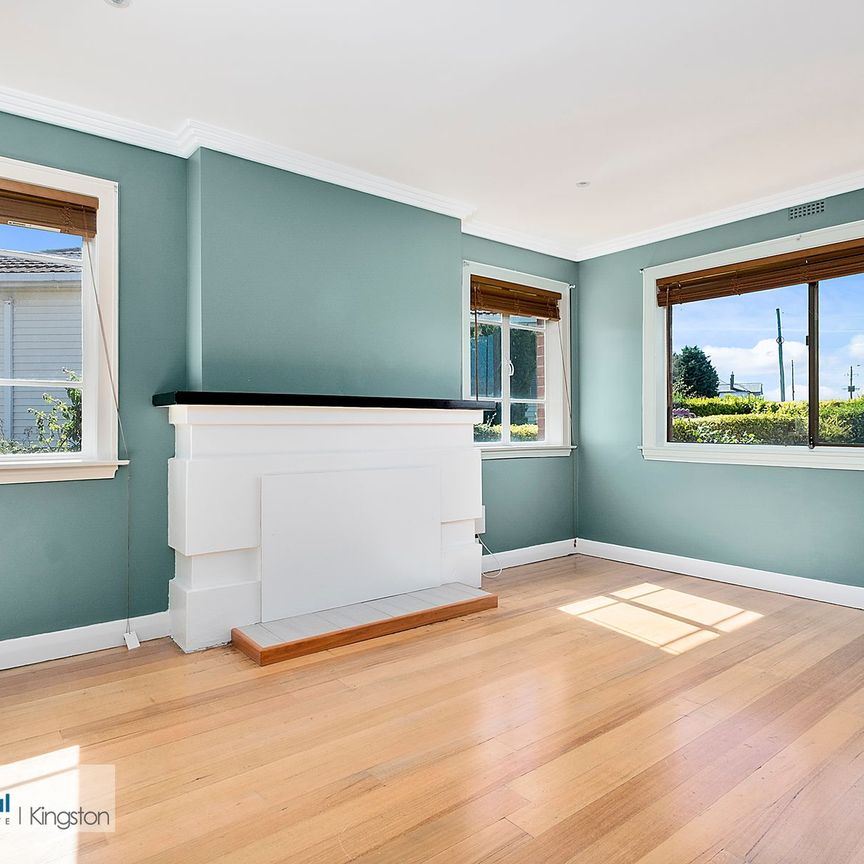 Centrally Located Home - Photo 1