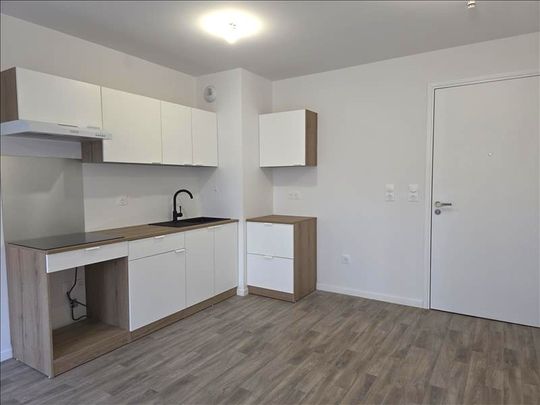 2 pièces - 40,25 m² - 1er étage - Colocation non autorisée - Photo 1