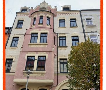 EINBAUKÜCHE, ERKER, PERSONENAUFZUG und PKW-Stellplatz plus eine 2-Z... - Photo 1