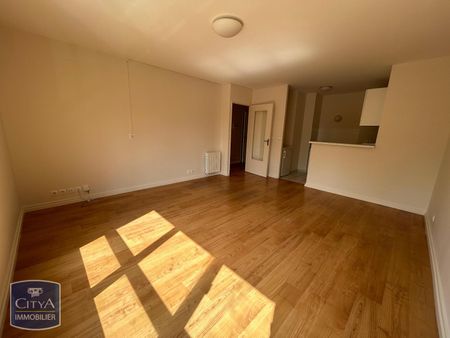 Location Appartement 2 pièces 46m² LAVAL 53000 - Photo 2