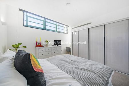 Hoover Building, Western Avenue UB6 - Photo 4