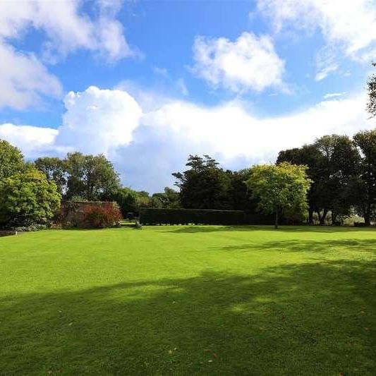 Nichol House, Nash Manor, Vale Of Glamorgan, CF71 - Photo 1