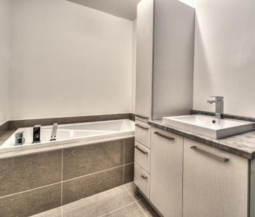 5 1/2 à louer St-Rose Laval - Photo 4