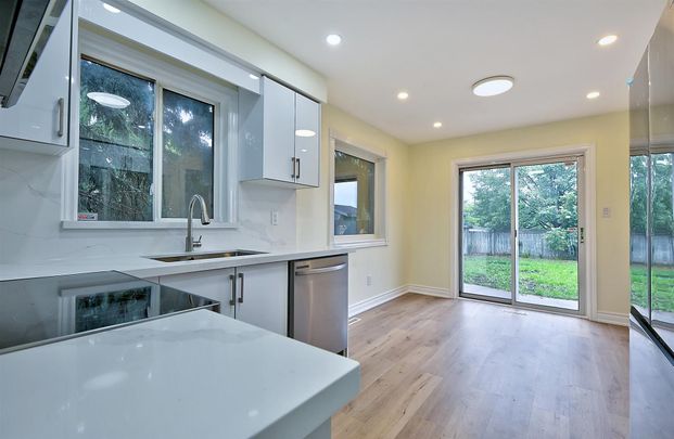 For Lease - 57 Westfield Trail, Oakville, Ontario - Photo 1