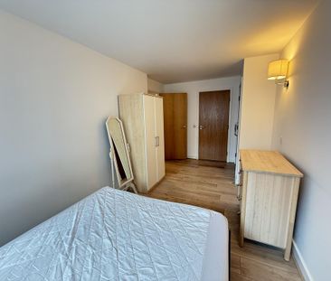 2 bedroom flat to rent - Photo 4