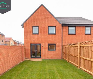 3 bedroom semi-detached house to rent - Photo 3