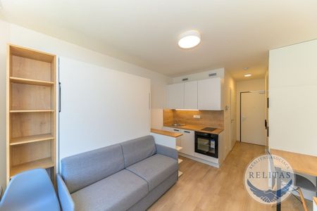 Pronájem bytu 1+kk 20 m² - Fotografie 2