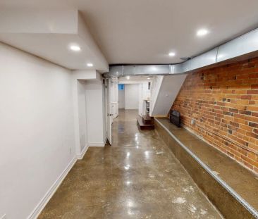 DUFFERIN ST & DUNDAS ST W — Three Bedroom - Photo 2