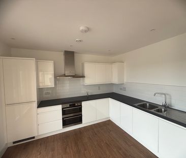 Lismore Boulevard, London - Photo 5