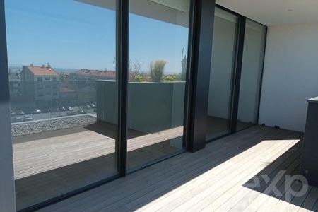 T4 Novo com terraço em Espinho - Photo 5