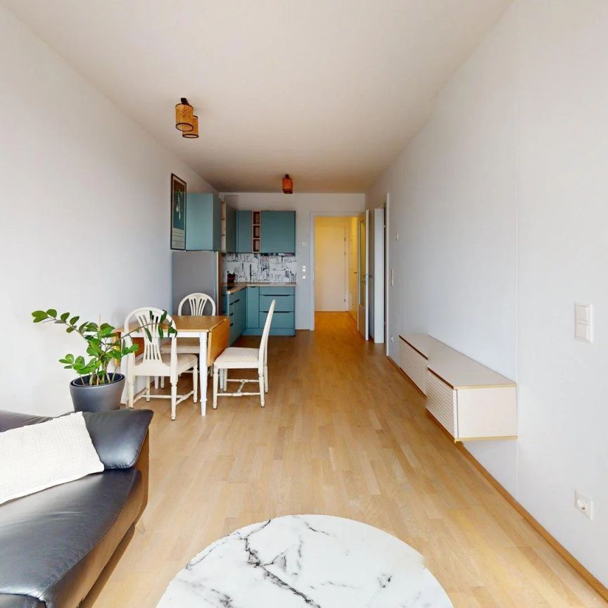 PENZING | Helle möblierte 2-Zimmer-Neubauwohnung mit Loggia | ZELLMANN IMMOBILIEN - Photo 1