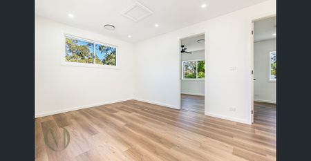 NEAR-NEW DUPLEX IN DUNDAS! - Photo 4