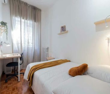 Via Baldo degli Ubaldi, Rome, Lazio 00167 - Photo 4