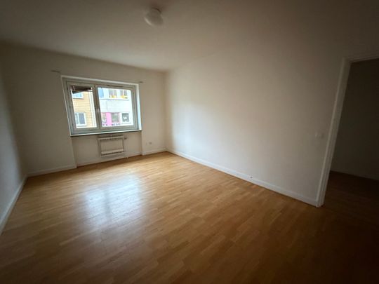 Trädgårdsgatan 17 – 2rok (lgh 1302) - Foto 1