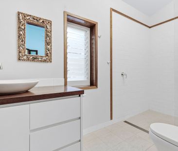 34 The Esplanade, Narrabeen NSW 2101 - House For Rent | Domain - Photo 4