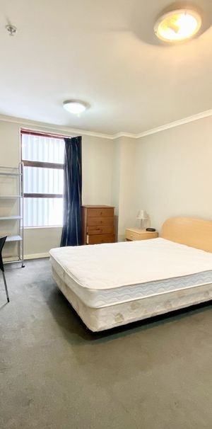 Studio Apartment - Photo 1