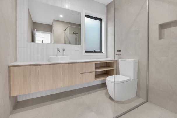 1/5 Rubicon Street, Reservoir VIC 3073 - Photo 1