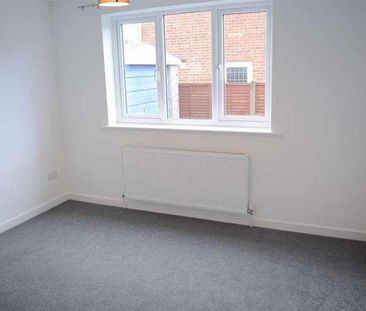 Baffam Gardens, Brayton, YO8 - Photo 4