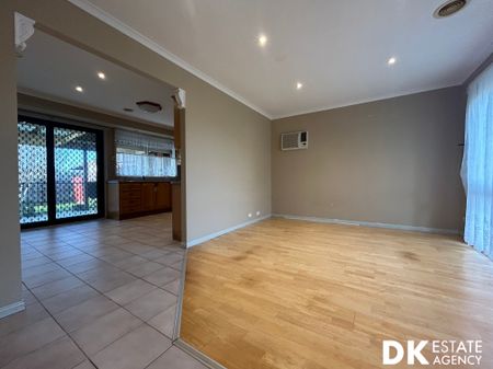 Cozy 3 bedroom House in Albanvale - Photo 4