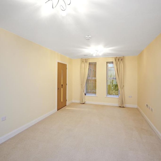 2 bedroom retirement property to rent - Photo 1