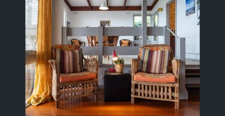 Classic 1960s Beach House with Spectacular Waterfront Views - Photo 2