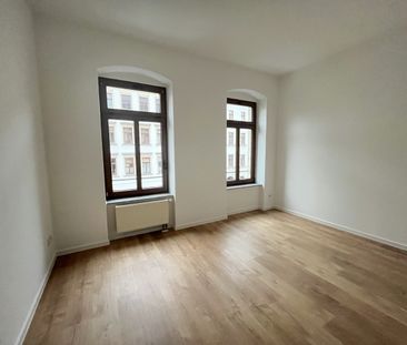 Zentrales Wohnen auf dem Brühl mit Einbauküche - Foto 1