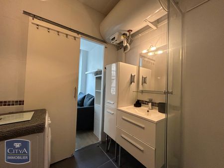 Location Appartement 1 pièce 24m² BORDEAUX 33000 - Photo 4