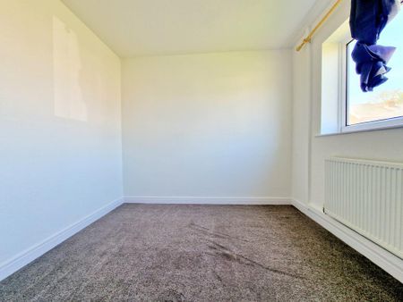 3 bedroom bungalow to rent - Photo 2