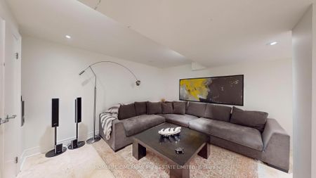 For Lease - 386 Kerrybrook Drive, Richmond Hill, Ontario - Photo 5