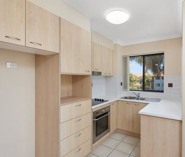 FURNISHED 1-BEDROOM APARTMENT MERMAID BEACH - Photo 3