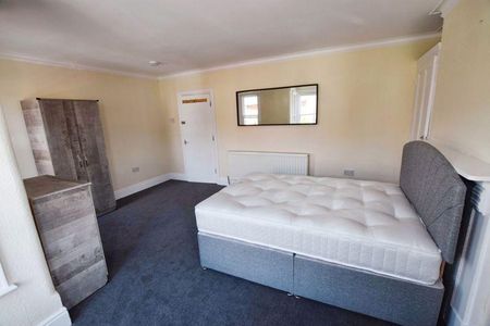 Mixed use to rent - Photo 5