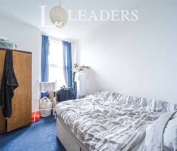 5 bedroom house to rent Francis Avenue, Southsea, PO4 - Photo 6