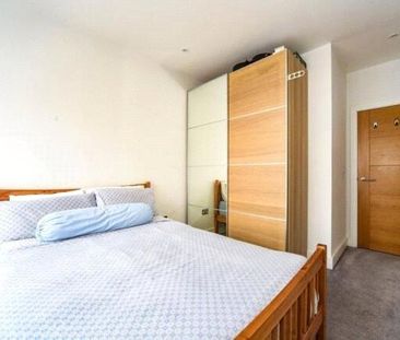 2 bedroom parking to rent - Photo 5