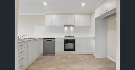 BRAND NEW DUAL KEY HOME AVAILABLE NOW - Photo 4