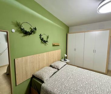 Calle de Valencia, Pozuelo de Alarcón, Community of Madrid 28223 - Photo 4