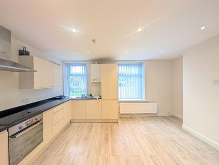 Bradford Road, Shipley - Photo 4