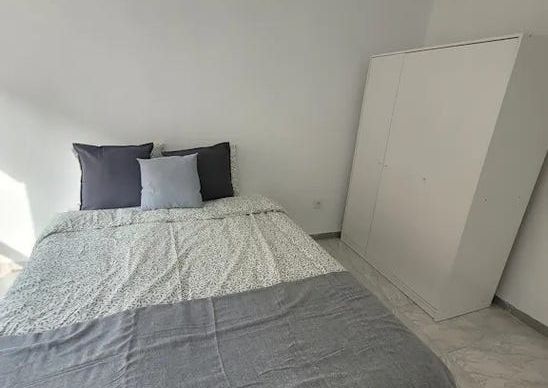 Carrer de Sant Lluís Bertran, Torrent, Valencian Community 46900