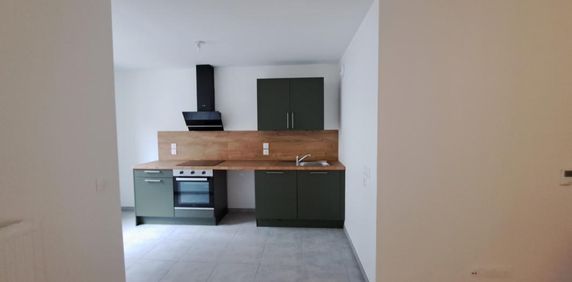 Location Appartement 1 pièce 29m² THONON LES BAINS 74200 - Photo 2