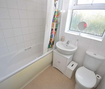 Warley Close, Braintree, CM7 - Photo 6