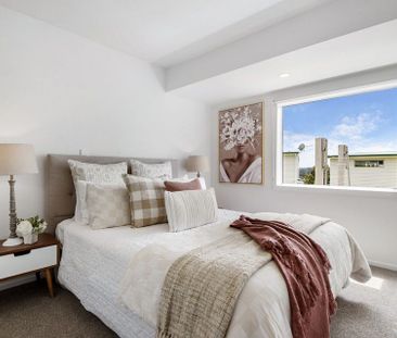 Renovated and ready - Photo 3