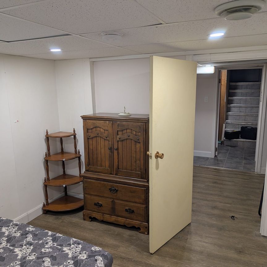 For Lease - 5589 DORCHESTER Road Unit# BSMT, Niagara Falls, Ontario - Photo 1