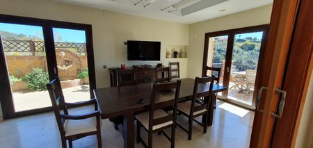 Detached Villa · El Rosario - Photo 2