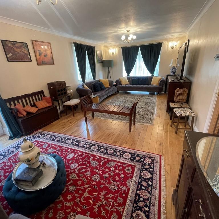 4 bedroom detached house to rent - Photo 1