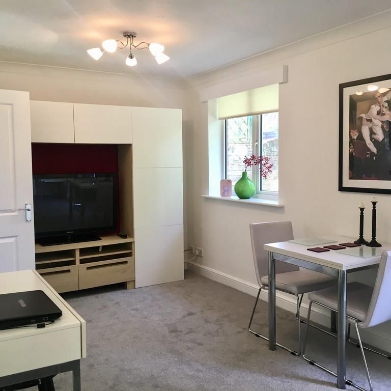 1 bedroom ground floor flat to rent - Photo 1